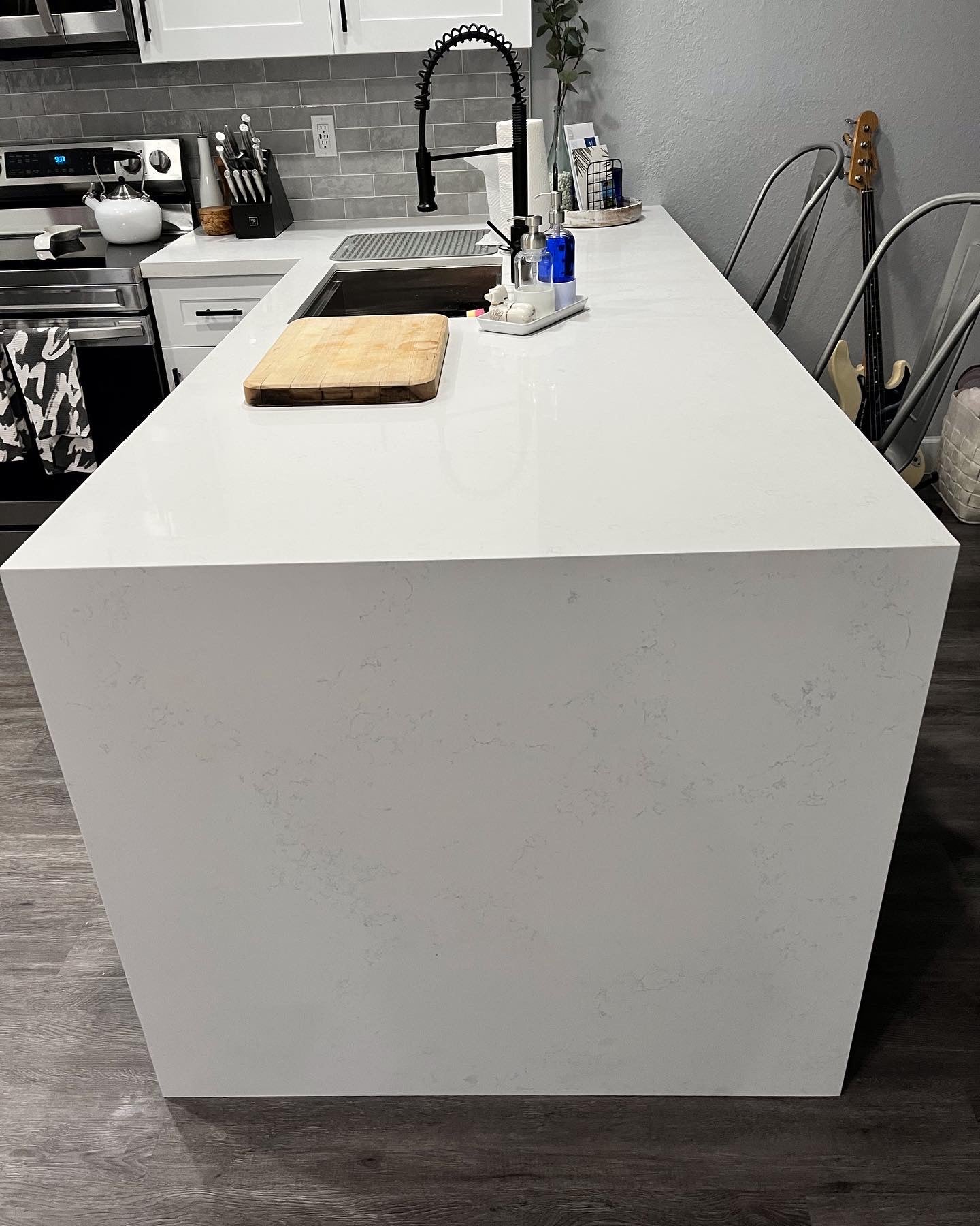 Carrara White