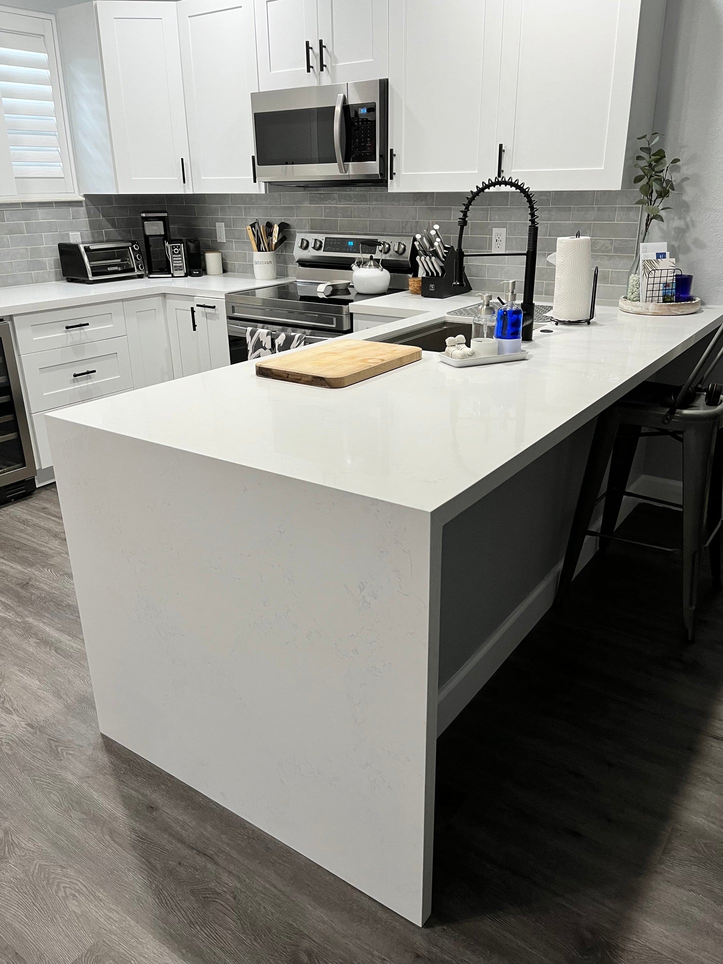 Carrara White