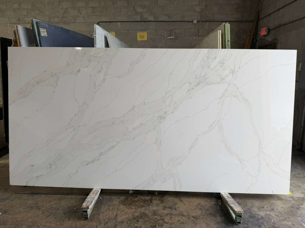 Calacatta Divino